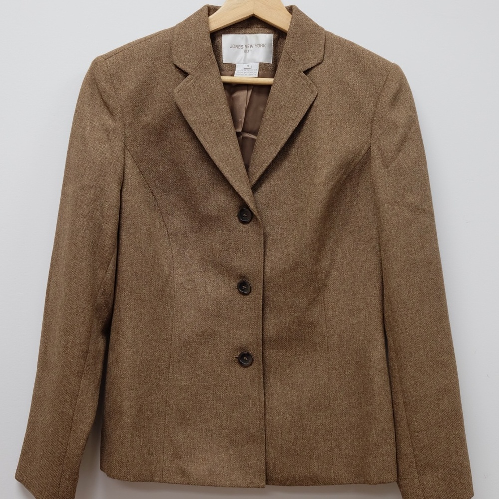 Women Suit Jones New York Size 8